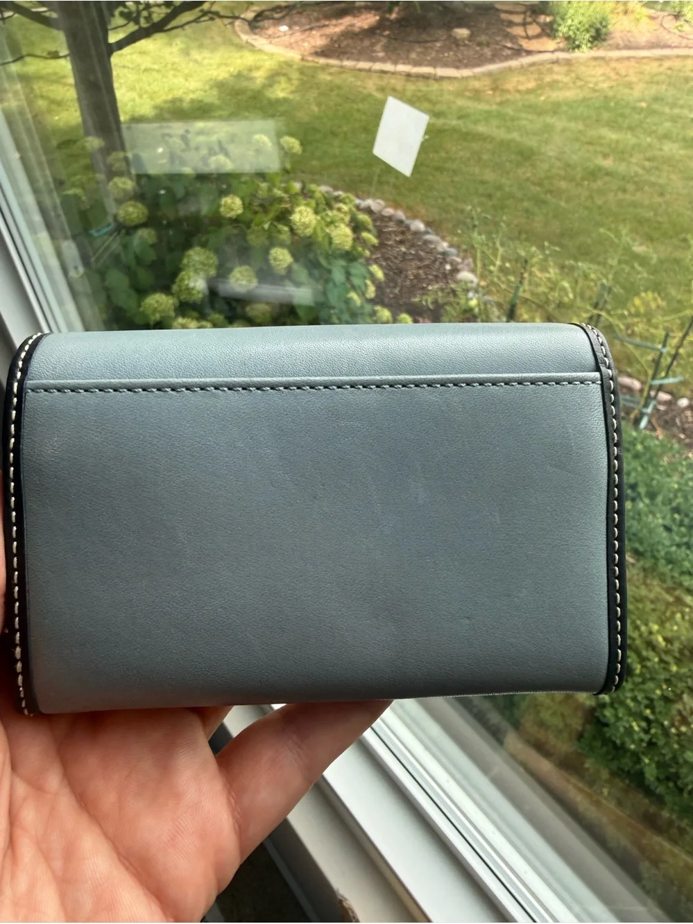 Vintage Coach Est 1941 Leather wallet light blue/navy trim Excellent Condition!